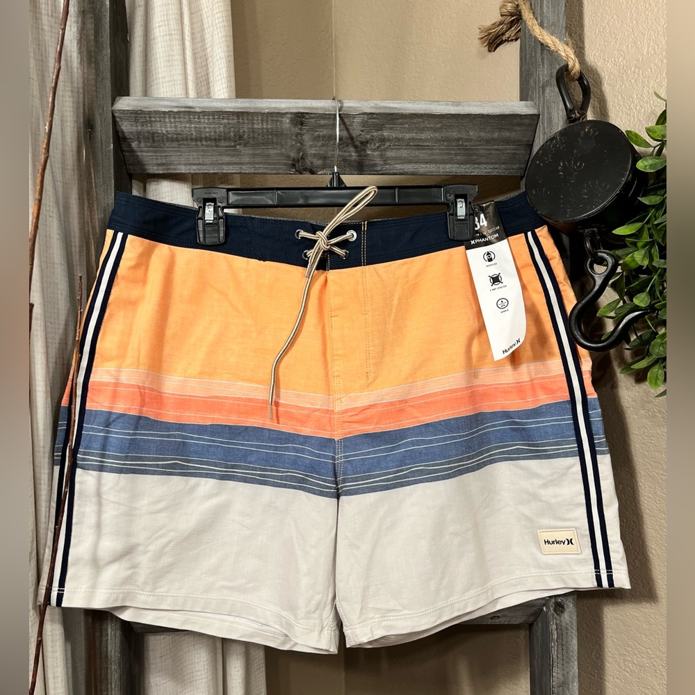 NWT HURLEY HYBRID PHANTOM SWIM SHORTS w/ MODERN COLOR BLOCKING
